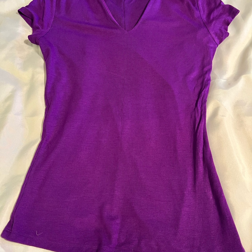 INC. Purple V neck top with capped sleeves. Never worn.